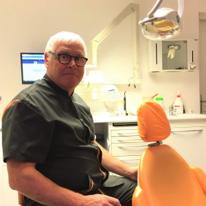 Dr André Gottardo