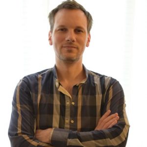 Dr Benjamin Convers