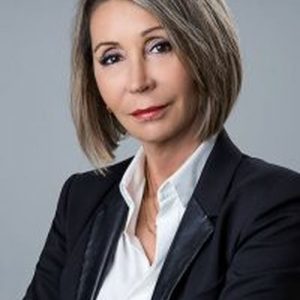 Dr Catherine Fyon