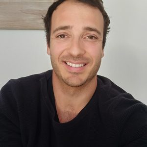 Dr Edouard Hampartzoumian