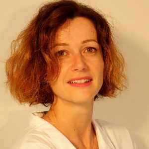 Dr Julie WATON