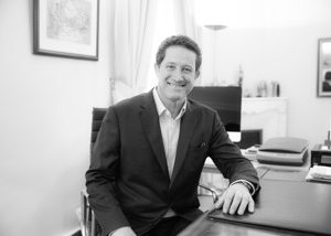 Dr Richard CASEY